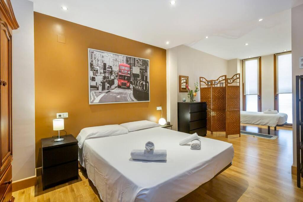 Marieta Apartment By The Castle With Ac Alicante Esterno foto
