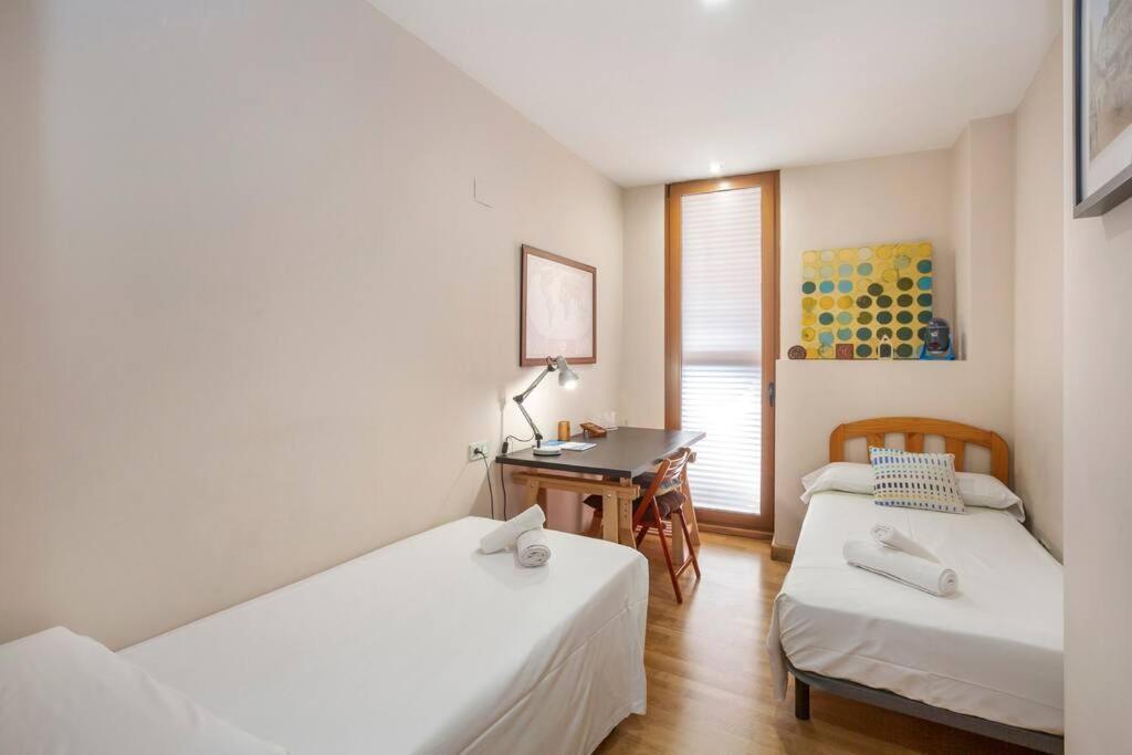 Marieta Apartment By The Castle With Ac Alicante Esterno foto