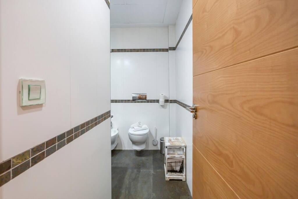 Marieta Apartment By The Castle With Ac Alicante Esterno foto
