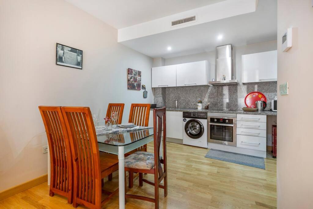 Marieta Apartment By The Castle With Ac Alicante Esterno foto
