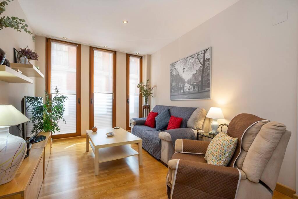 Marieta Apartment By The Castle With Ac Alicante Esterno foto